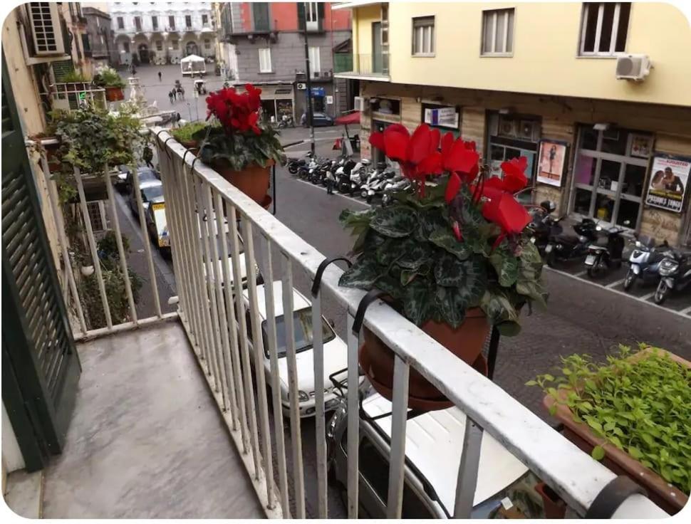 Guide Tour Apartments Napoli Exterior foto